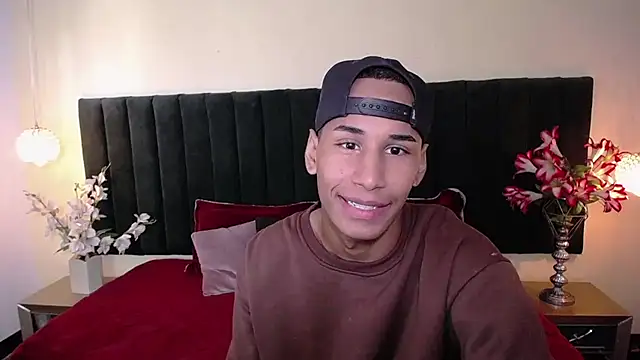 soft attraction online show from November 2025 07:56:02 PM