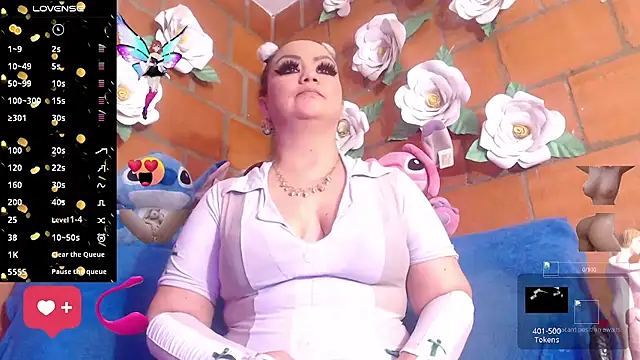 IngritBitch online show from October 2025 01:23:02 PM