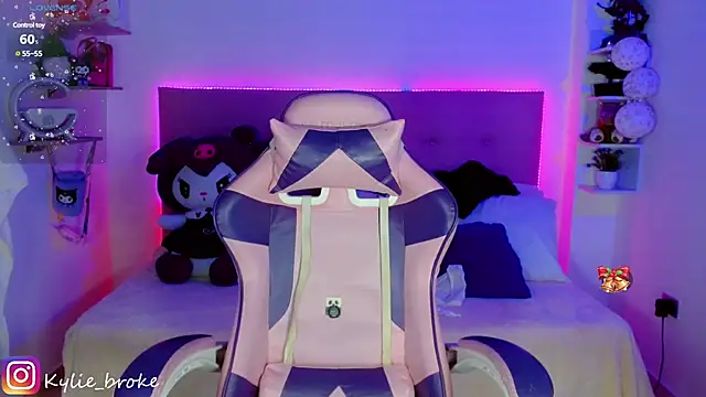 Kylie brokee online show from January 2025 03:09:02 AM