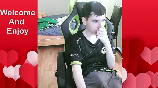 Twink martinboy online show from March 2026 08:48:01 PM