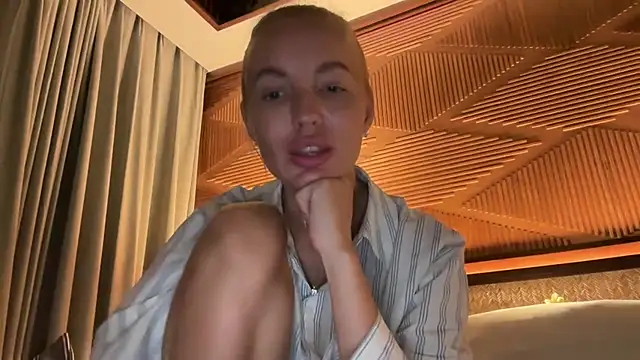 aestetick online show from November 2025 01:14:02 PM