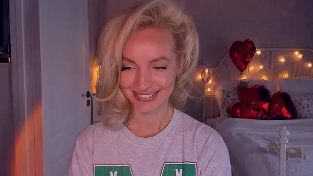 aestetick online show from February 2026 09:52:02 AM