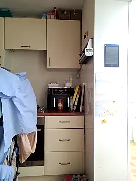 JulianJ50 online show from December 2025 09:47:02 AM