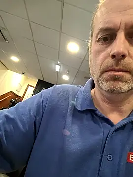 JulianJ50 online show from March 2026 09:32:02 PM