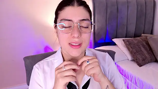 dakotaa   online show from March 2026 07:41:01 PM