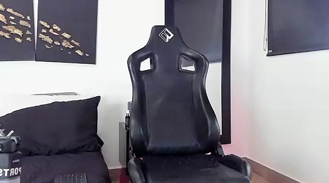 Dereck vega online show from February 2025 08:42:02 PM