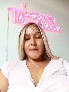 SamaraJay1 online show from January 2025 04:13:01 PM