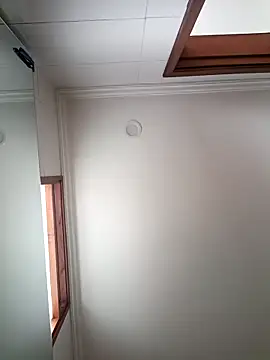 coral smitth online show from April 2026 07:09:02 PM