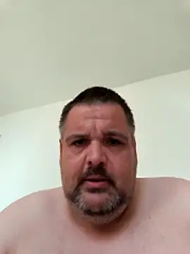 Snapshot of Ronny2510 chatting on April 2026 02:11:02 PM Ronny2510 online show from April 2026 02:11:02 PM