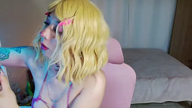 mily milk  online show from February 2025 12:05:02 PM