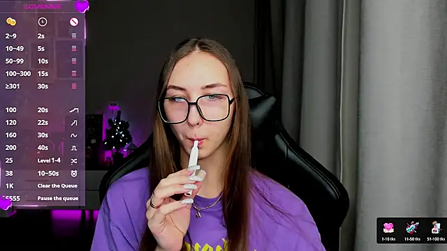 Sm0ly online show from January 2025 02:28:02 AM