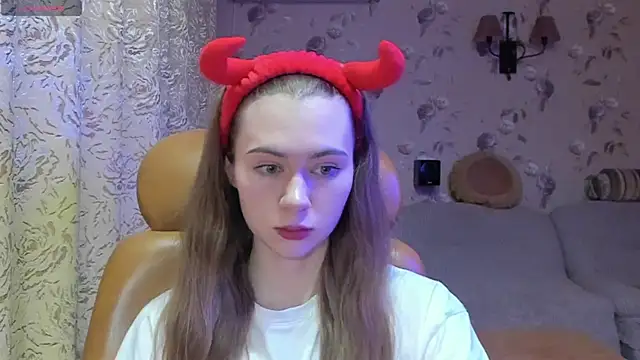 MadeleineWiliams online show from January 2025 04:38:02 AM