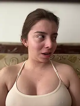 Cloew Marz online show from November 2025 09:03:02 PM