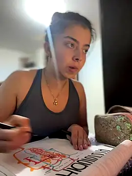 Cloew Marz online show from November 2025 09:09:02 PM