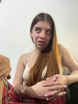 Cloew Marz online show from April 2026 11:27:02 PM