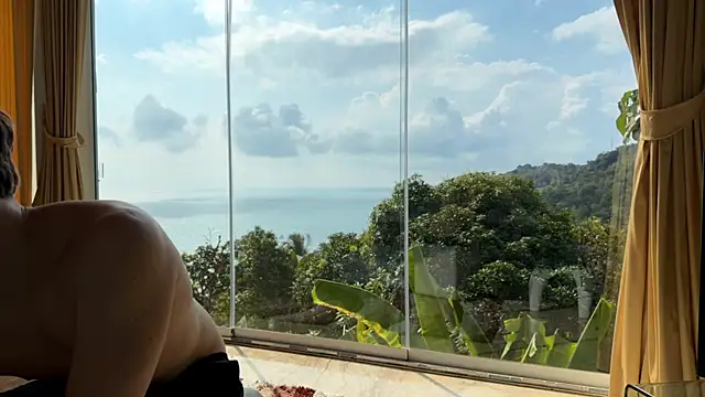 dymonted online show from April 2026 02:02:01 AM