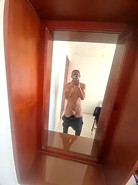 Snapshot of Juan2323hot chatting on September 2025 03:16:02 PM Juan2323hot online show from September 2025 03:16:02 PM