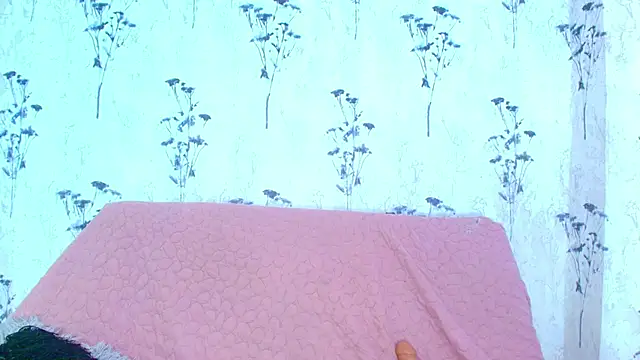 Mia candy 0 online show from February 2025 06:20:01 PM