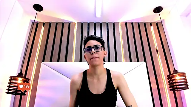 Cutie Shy  online show from November 2025 01:06:02 PM