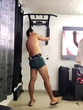 Snapshot of LatinMar chatting on February 2026 12:43:02 PM LatinMar online show from February 2026 12:43:02 PM