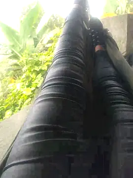 Kazsandraa online show from January 2026 07:50:02 PM