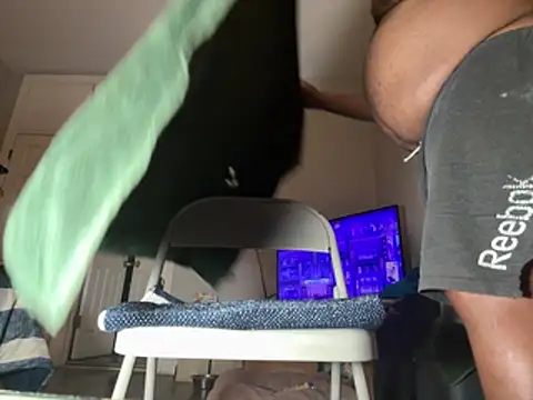 ChiRaqb8 online show from April 2026 04:06:02 AM