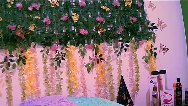 Crysrus online show from October 2025 12:09:01 AM