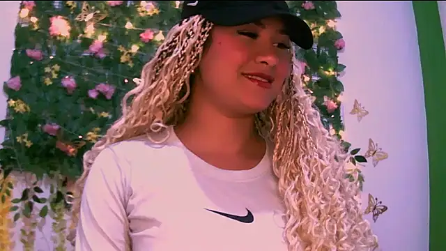 Crysrus online show from November 2025 12:09:02 AM