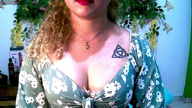 Crysrus online show from February 2026 01:34:01 AM