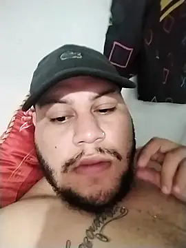 Snapshot of maldosoxxt chatting on April 2026 03:29:02 AM maldosoxxt online show from April 2026 03:29:02 AM