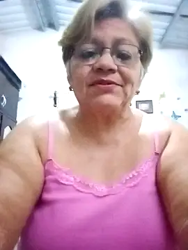 Madrastrahot69 online show from October 2025 01:14:01 AM