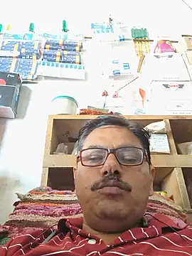 Snapshot of Srmotrs chatting on July 2026 07:23:02 AM Srmotrs online show from July 2026 07:23:02 AM