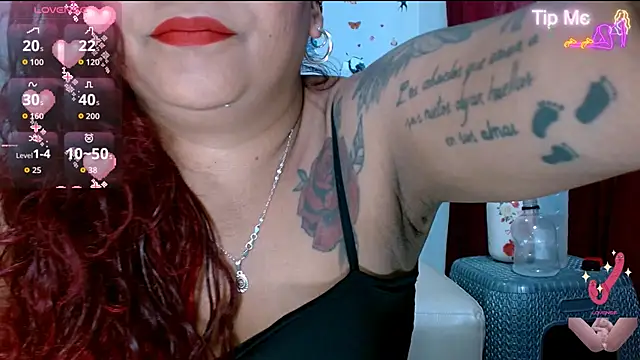 escarlett hott online show from July 2026 10:08:02 PM