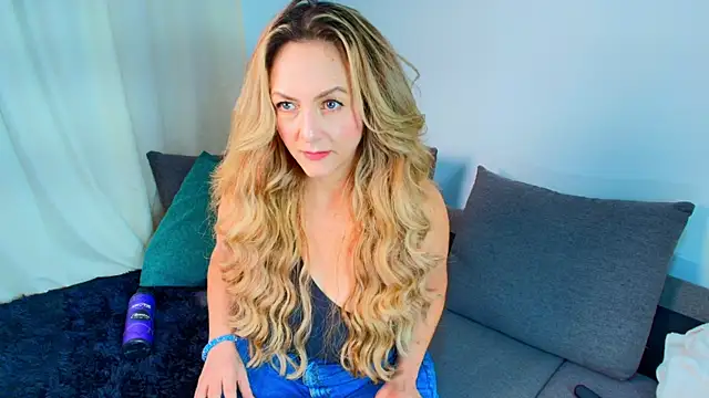 ladychanel 1 online show from March 2026 07:29:01 PM