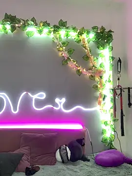 YouliteSllut2 online show from January 2025 03:21:01 PM