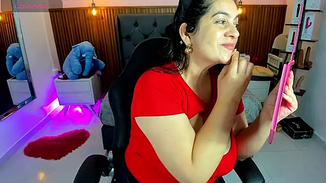 Snapshot of MEYLAGIA chatting on July 2026 03:13:01 AM MEYLAGIA online show from July 2026 03:13:01 AM