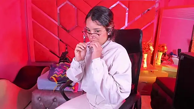 Olivia Fox69 online show from March 2026 03:46:02 AM