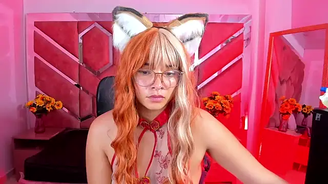 Snapshot of Olivia_Fox69 chatting on June 2026 03:54:02 AM Olivia Fox69 online show from June 2026 03:54:02 AM