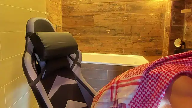 Amir Abdull online show from December 2024 03:05:02 AM