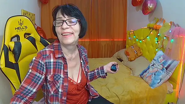 SandraHormas online show from March 2025 05:02:01 PM
