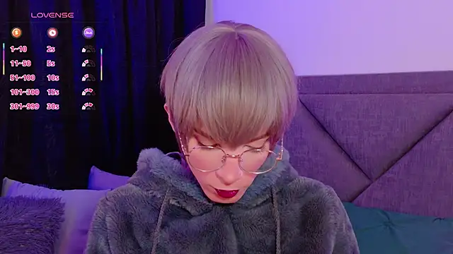 Sammy Russell online show from September 2025 07:14:02 AM