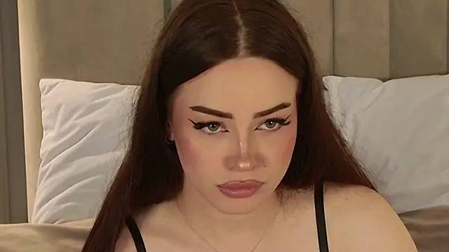 Snapshot of AnneSand chatting on June 2026 03:40:02 AM AnneSand online show from June 2026 03:40:02 AM