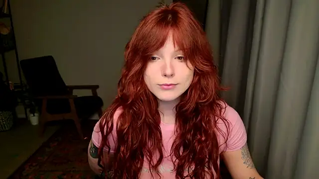 Snapshot of Elsie_Ginger chatting on April 2026 08:23:01 PM Elsie Ginger online show from April 2026 08:23:01 PM