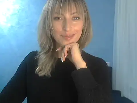 Snapshot of EffectMaya chatting on December 2024 07:22:01 PM EffectMaya online show from December 2024 07:22:01 PM