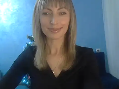 Snapshot of EffectMaya chatting on December 2024 06:31:01 PM EffectMaya online show from December 2024 06:31:01 PM