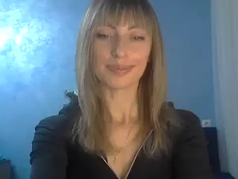 Snapshot of EffectMaya chatting on January 2025 03:17:02 PM EffectMaya online show from January 2025 03:17:02 PM