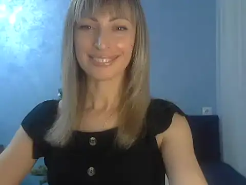 Snapshot of EffectMaya chatting on January 2025 04:48:01 PM EffectMaya online show from January 2025 04:48:01 PM