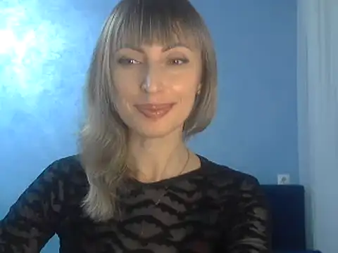 Snapshot of EffectMaya chatting on January 2025 05:28:02 PM EffectMaya online show from January 2025 05:28:02 PM