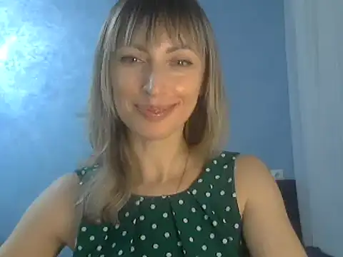 Snapshot of EffectMaya chatting on January 2025 08:43:01 PM EffectMaya online show from January 2025 08:43:01 PM