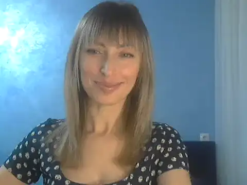 Snapshot of EffectMaya chatting on February 2025 02:54:01 PM EffectMaya online show from February 2025 02:54:01 PM